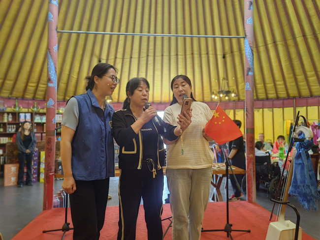 张家口市张北县残疾人温馨家园开展“同心向党 温暖同行”活动2.jpg