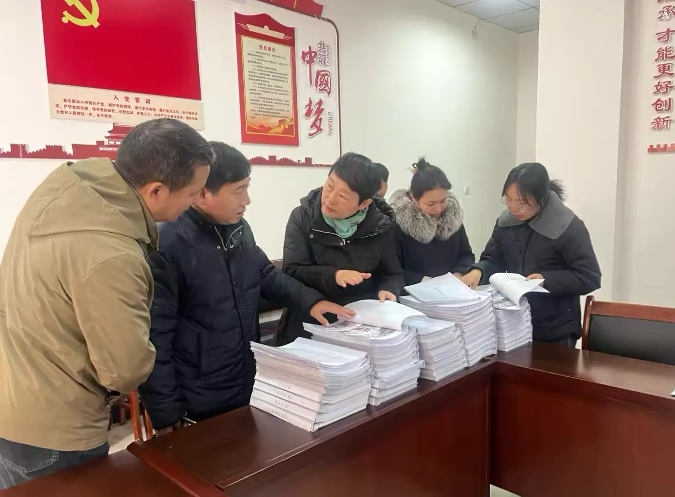 简篇-省市残联到涉调研残疾人邻里互助托养服务试点工作